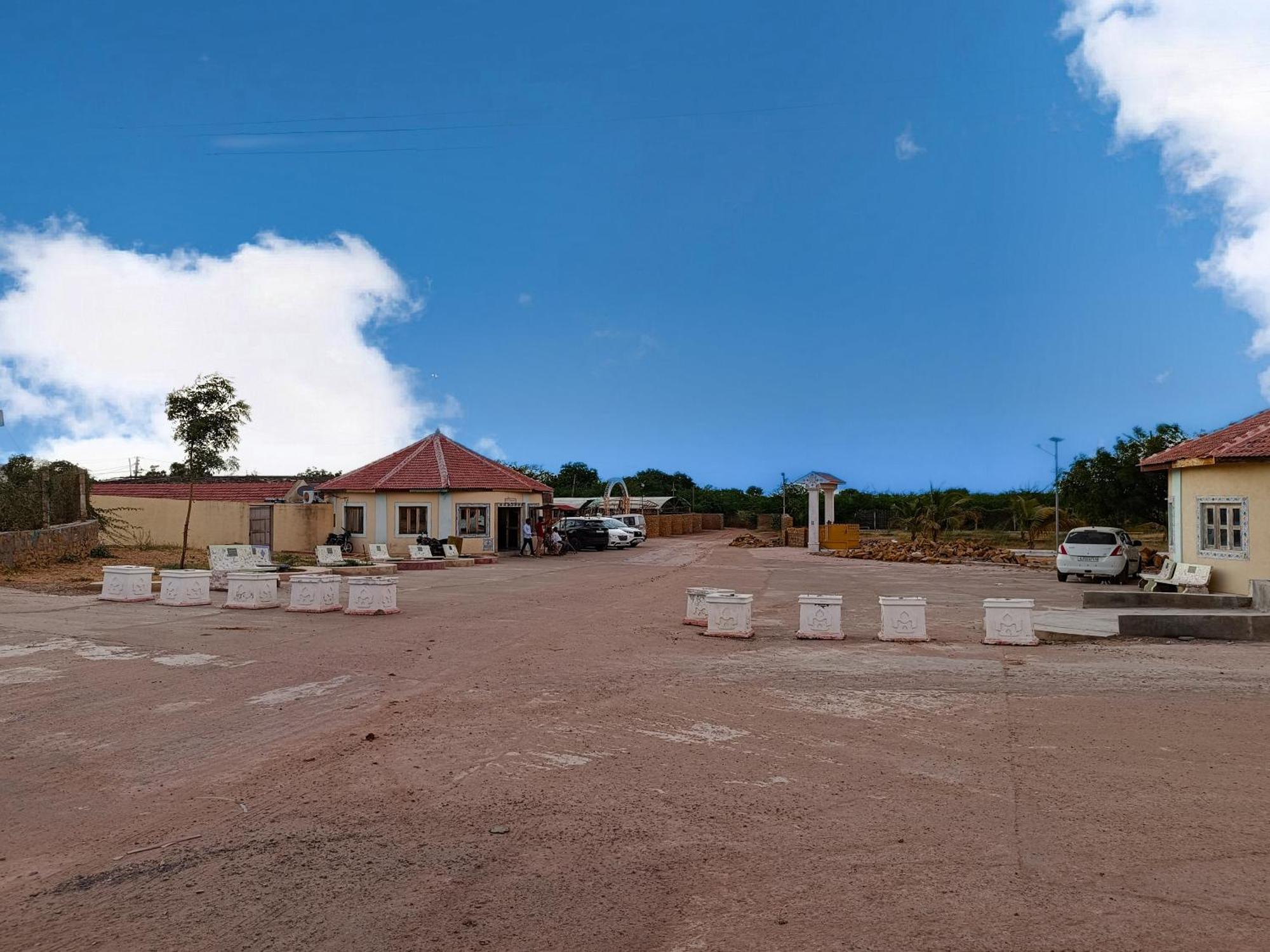 Hotel Rann Of Kachchh Dholavira Esterno foto