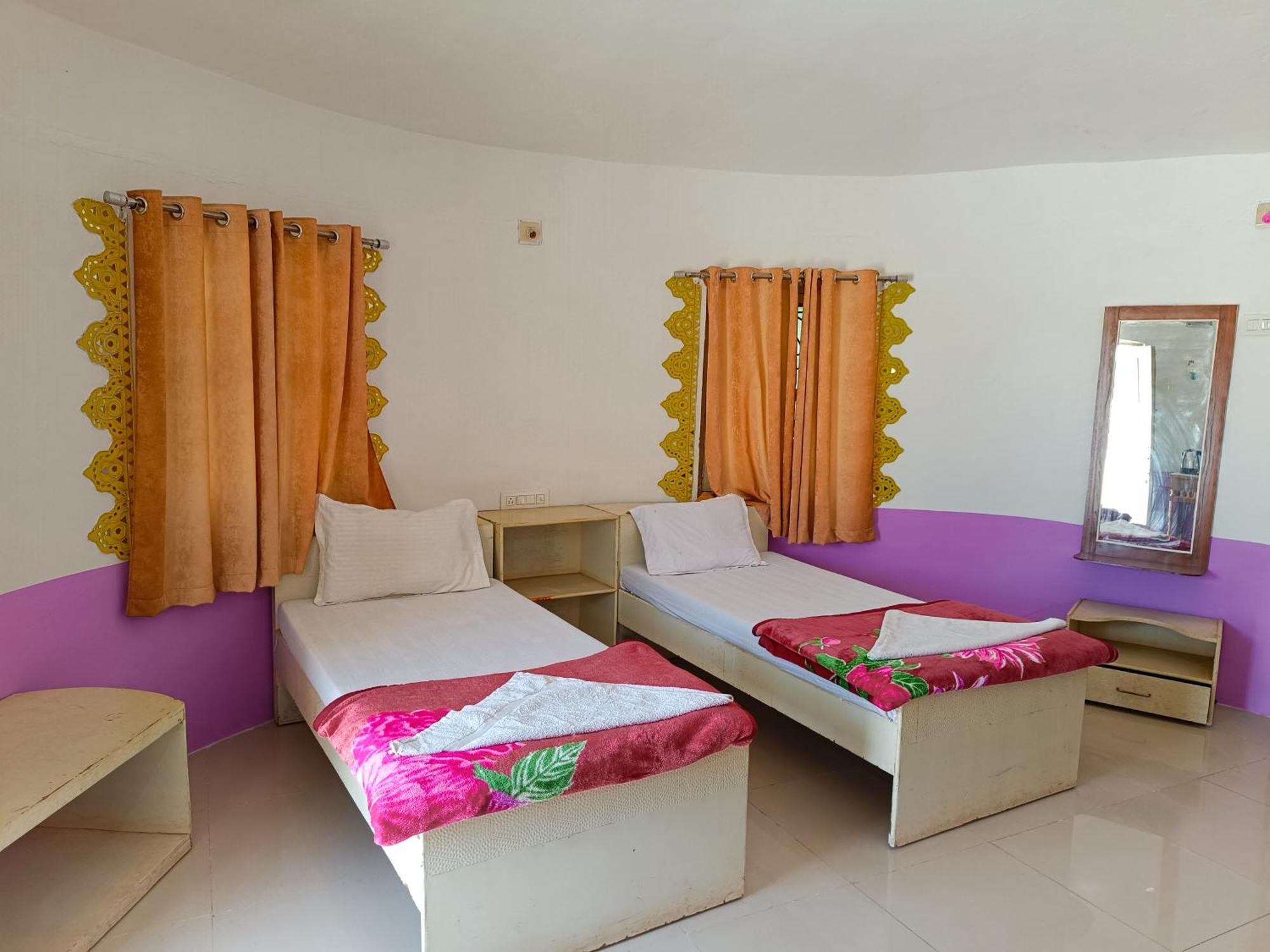 Hotel Rann Of Kachchh Dholavira Esterno foto