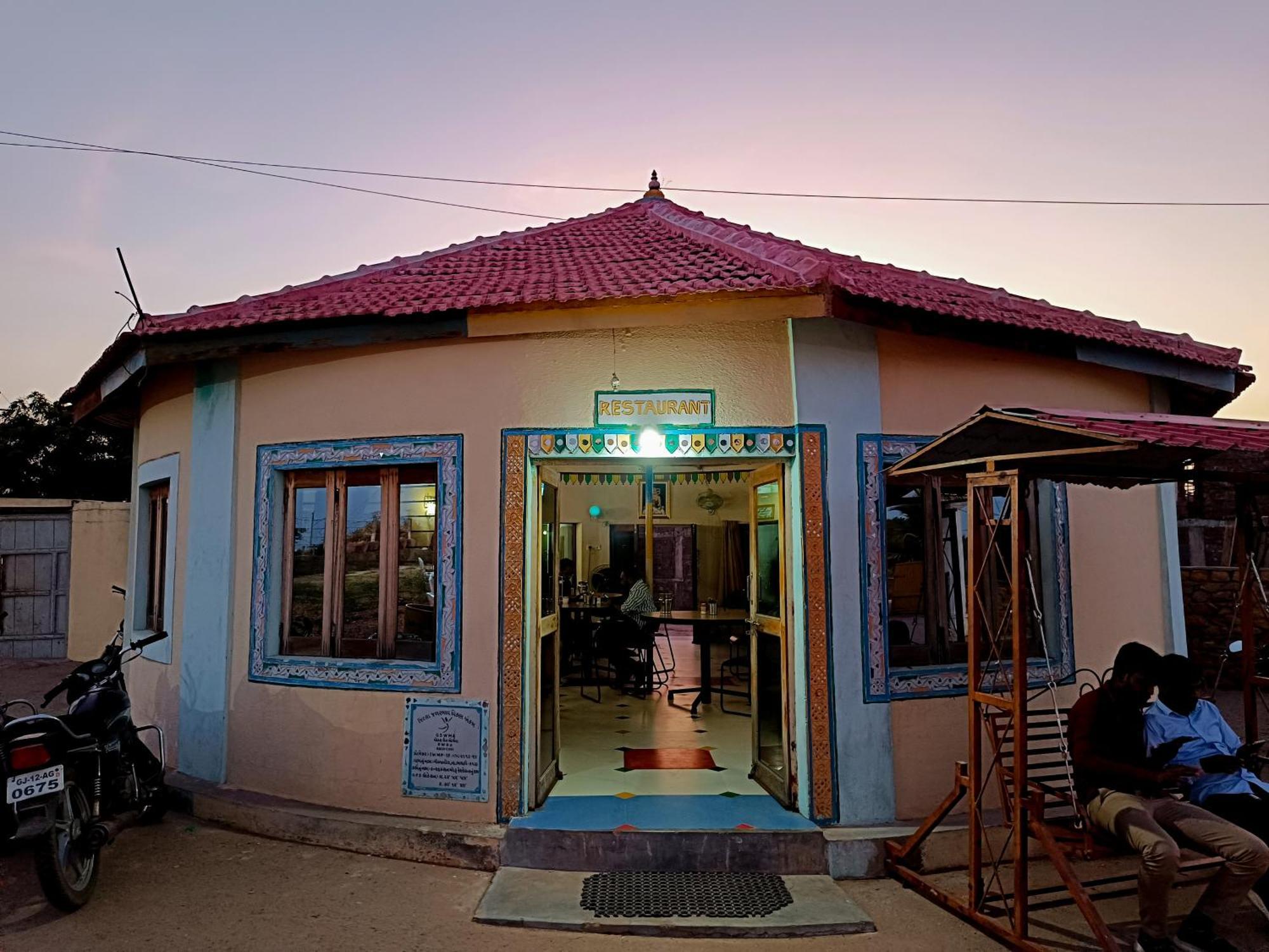 Hotel Rann Of Kachchh Dholavira Esterno foto
